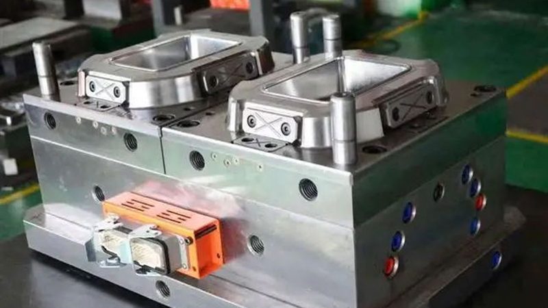 东莞级进模：揭秘高效模具制造的奥秘**